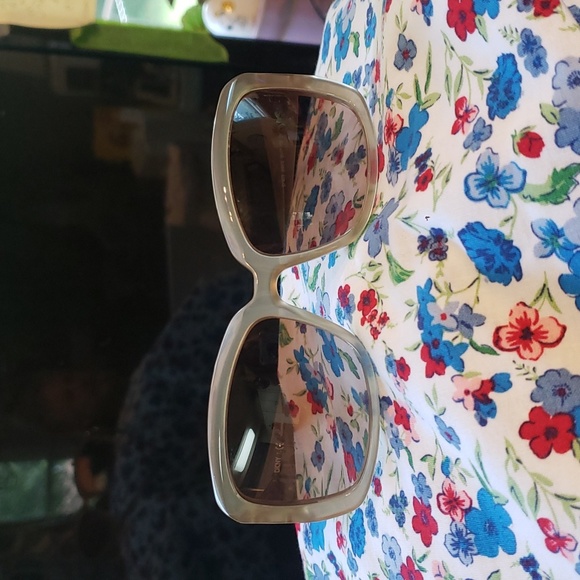 DKNY frames eyegla for your prescription Never used. I have no case or tags NWOT - Picture 2 of 12